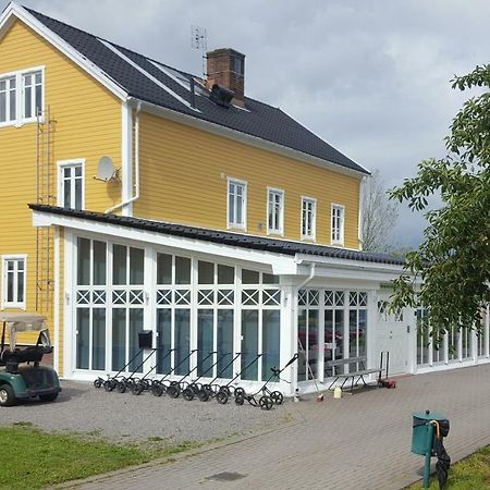 Melleruds Golfklubb Bed & Breakfast Exterior photo